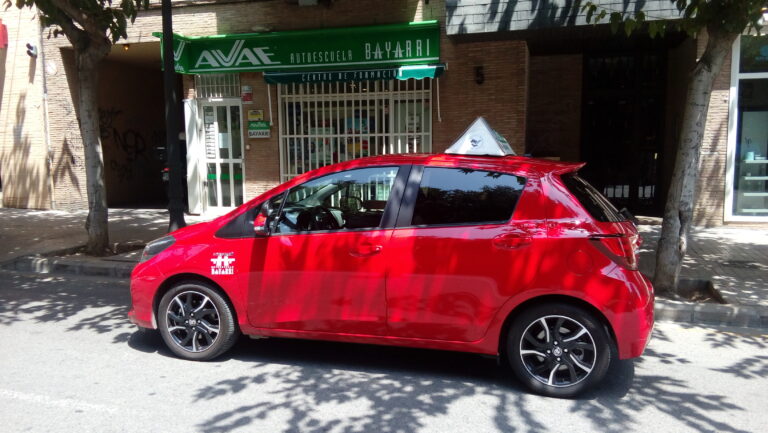 Auto Escola Bayarri