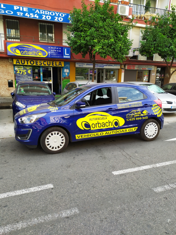 AUTOESCUELA CORBACHO