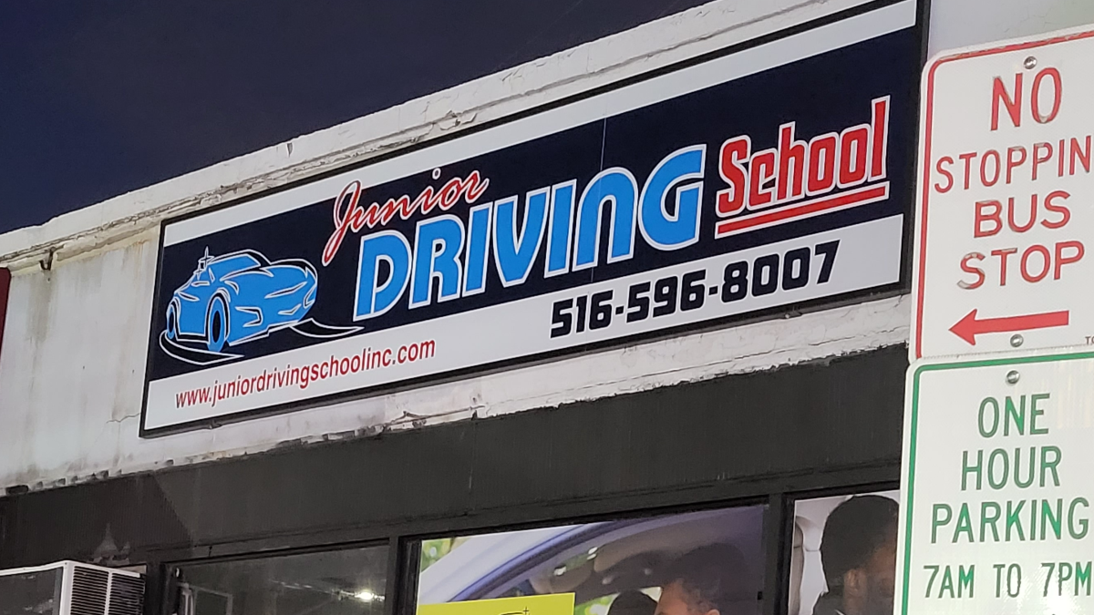 Autoescuela Garden City Driving School