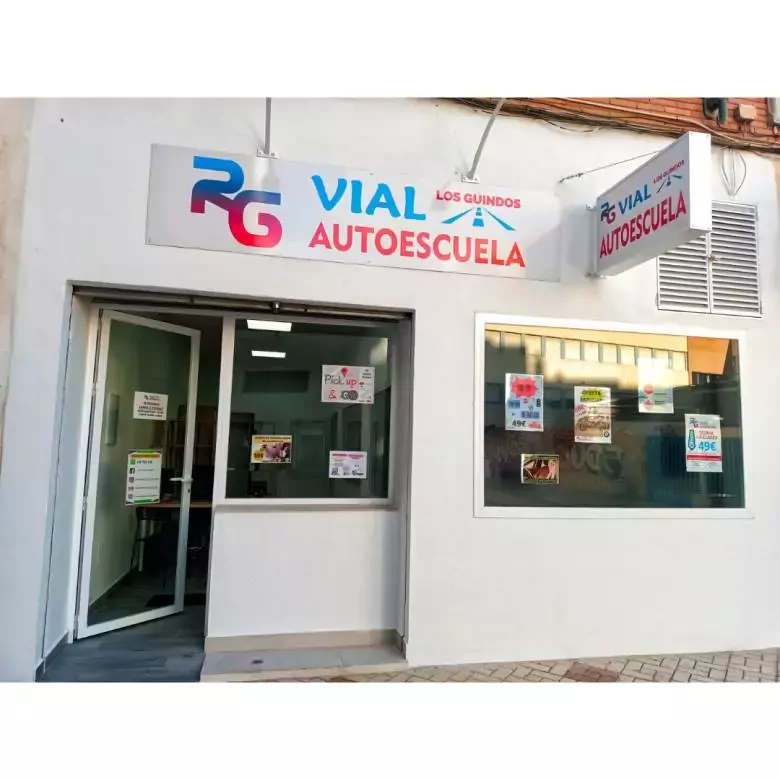 Autoescuela RG VIAL Los Guindos Bocanegra Autoescuela RG VIAL Los Guindos Bocanegra