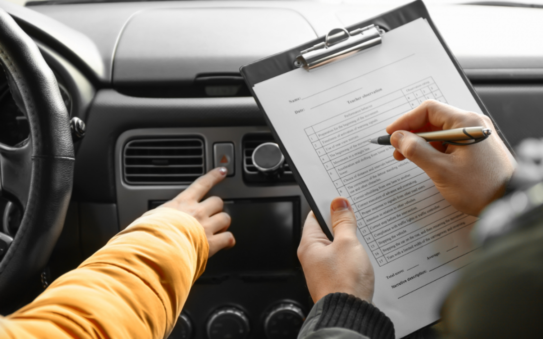 Faltas Eliminatorias: Las Infracciones que Pueden Costarte el Examen de Conducci&oacute;n