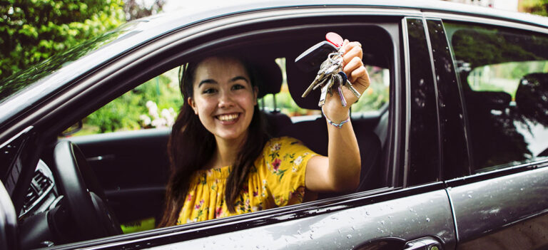 Gu&iacute;a Completa para Comprar tu Primer Coche: Consejos y Recomendaciones