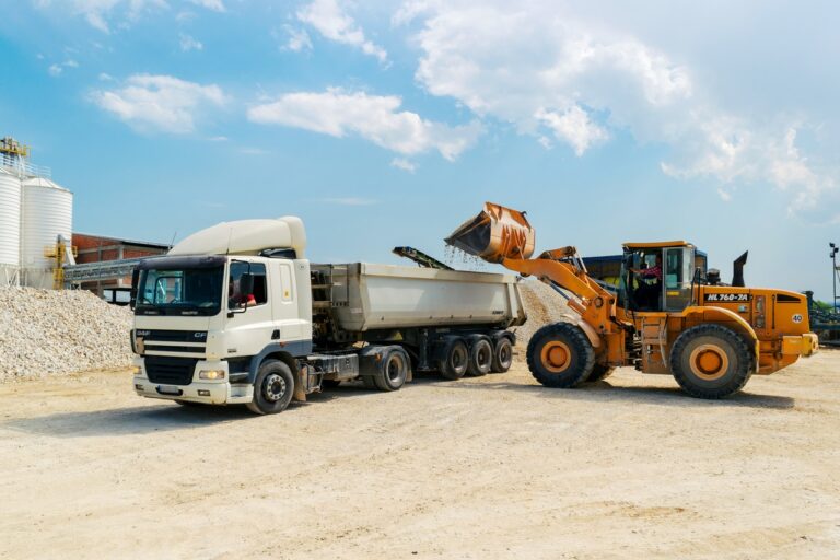 Manejando Gigantes: Todo lo que Necesitas Saber sobre Veh&iacute;culos Articulados
