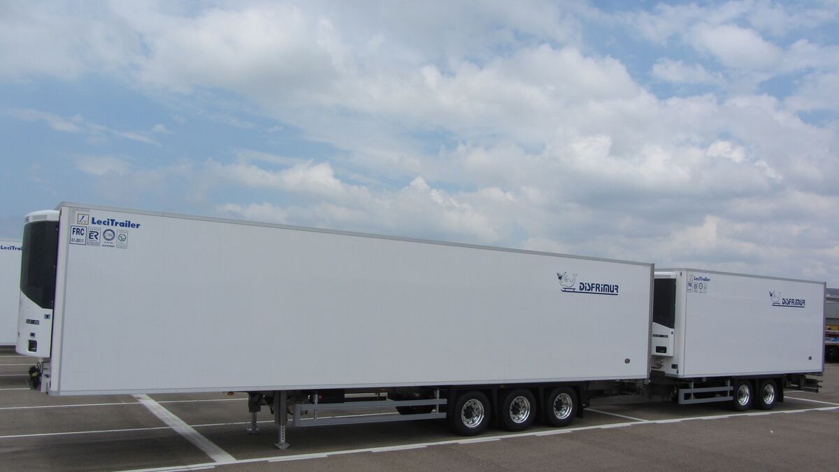 Megatrailer: El Gigante de la Carretera y su Impacto en el Transporte Moderno