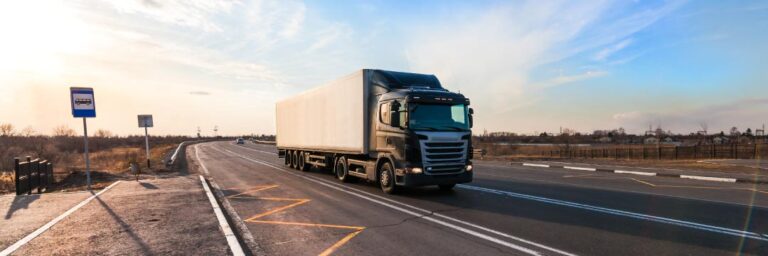 Conducci&oacute;n Eficiente de Camiones: Claves para un Manejo Optimizado y Econ&oacute;mico