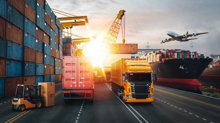 El Auge del Transporte Internacional de Mercanc&iacute;as: Desaf&iacute;os y Soluciones en el Mundo del Motor