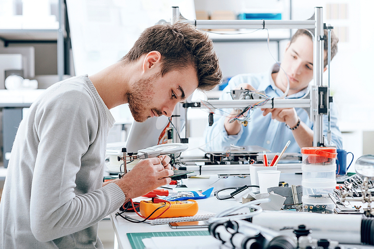 FP III: La Formaci&oacute;n Profesional Clave para una Carrera Exitosa en el Mundo del Motor